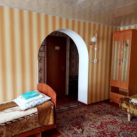 Guesthouse Kunduz Naryn Екстер'єр фото