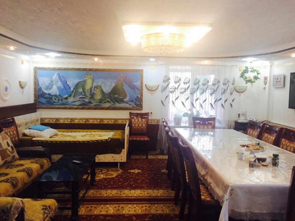 Guesthouse Kunduz Naryn Екстер'єр фото