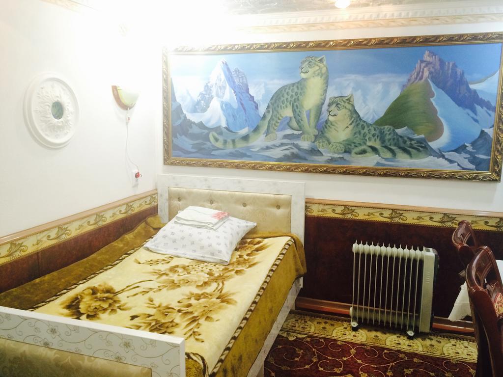Guesthouse Kunduz Naryn Екстер'єр фото